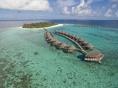 Angaga Island Resort Spa